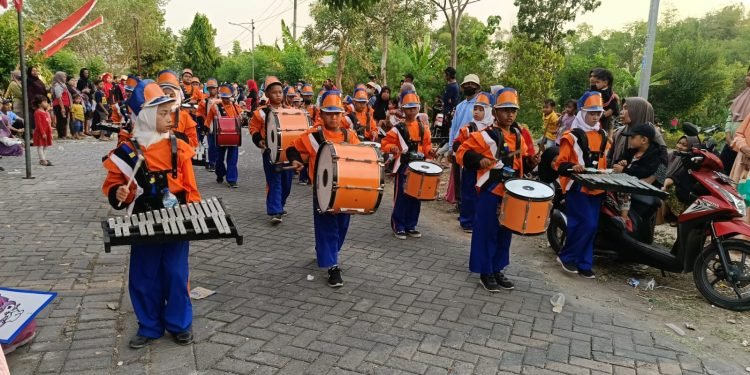 Mendongkrak Perekonomian Rakyat Sipil: Karnaval Nusantara Desa Blongsongan Bojonegoro