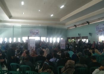 Ribuan Relawan Hadiri Rapat Koordinasi Paslon Setyo Wahono-Nurul Azizah di Bojonegoro