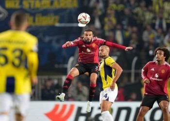 Lagi-Lagi Imbang, MU Gagal Menang di Markas Fenerbahce