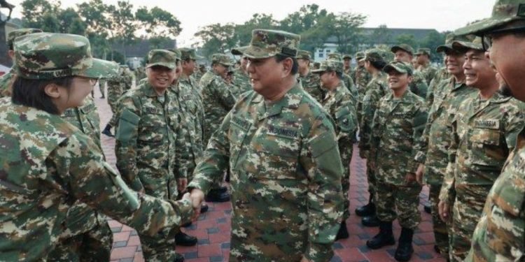 Latihan Militer di Lembah Tidar: Prabowo Bentuk Kabinet Merah Putih yang Disiplin dan Kompak