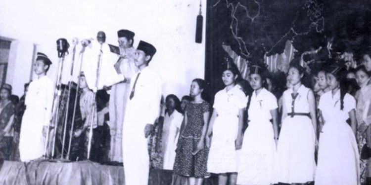 Menggali Makna Sumpah Pemuda: Sejarah, Hasil, dan Harapan di Masa Kini