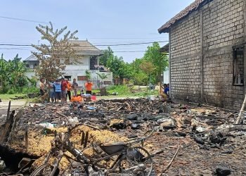 Modal Persiapan Nikah Ludes Habis di Makan Si Jago Merah