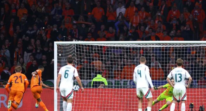Dominasi Belanda: Menghajar Hongaria 4-0 di Johan Cruijff Arena