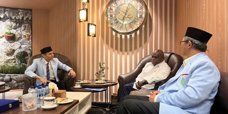 Menteri HAM RI Natalius Pigai Dukung Inisiatif BKPRMI dalam Memajukan HAM di Kalangan Pemuda