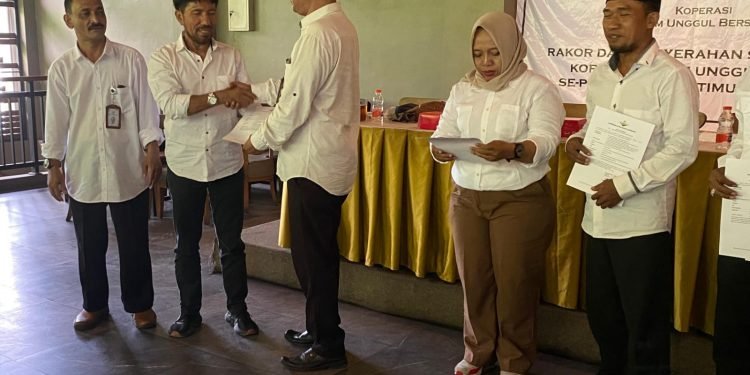 Mahfud Efendi Resmi Dilantik sebagai Kepala Koperasi Jatim Unggul Bersama Perwakilan Ngawi