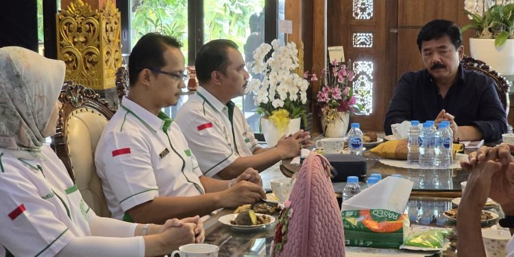 Pengurus Pusat Purna Paskibraka Indonesia (PPI) Audiensi dengan Marsekal TNI (Purn) Hadi Tjahjanto: Menguatkan Kontribusi untuk NKRI