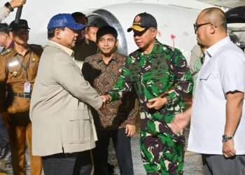 Presiden Prabowo Tiba di Kupang, Disambut Antusias Warga