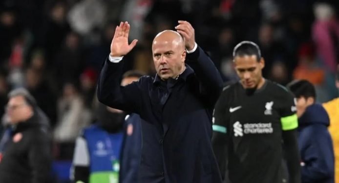 Liverpool Menang Tipis, Arne Slot Tetap Kritik Penampilan Tim