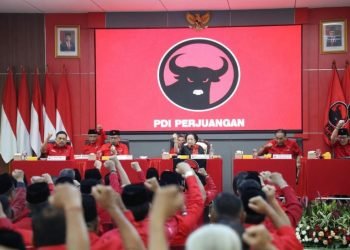 PDIP Pecat Jokowi, Gibran, dan Bobby: Ini Alasan dan Dampaknya