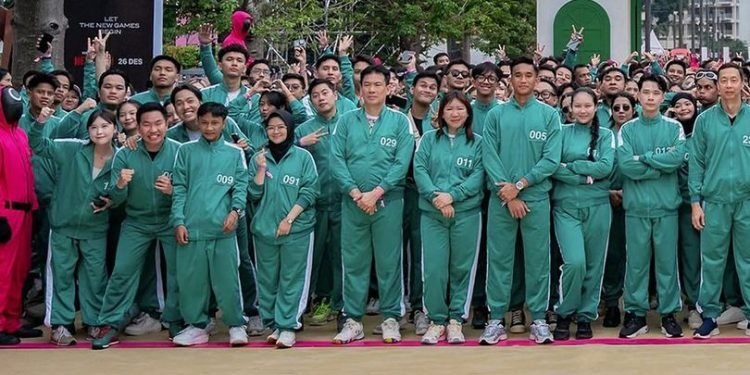 Red Light Green Light Challenge: Rizky Ridho dan Atlet Lain Berlaga di Gelora Bung Karno!