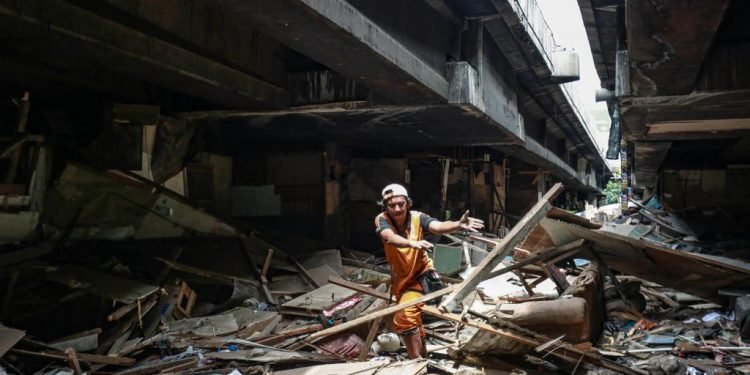 Penggusuran Kolong Tol Rawa Bebek: Relokasi atau Pelanggaran HAM?