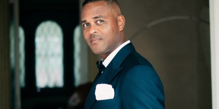 Peran Ganda Kluivert: Pelatih Timnas dan Jembatan Naturalisasi