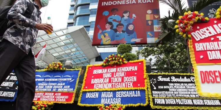 Dosen ASN Tanpa Tunjangan Kinerja: Bagaimana Nasib Abdi Negara?