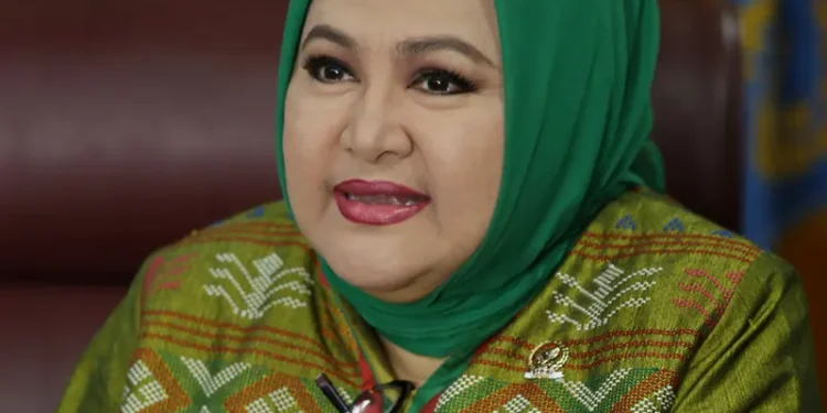 Emilia Contessa Meninggal Dunia, Dunia Hiburan Tanah Air Berduka