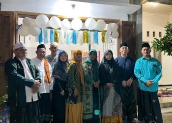 Kepala Kemenag Tuban, Bu Hj. Umi Kulsum, Resmikan De Er Mart di Ponpes Darurrouf Wilis