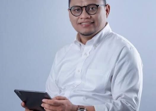 Dr. Almuzammil Yusuf, Presiden PKS Paket Lengkap : Sarjana Politik Yang Sukses Menjadi Politisi