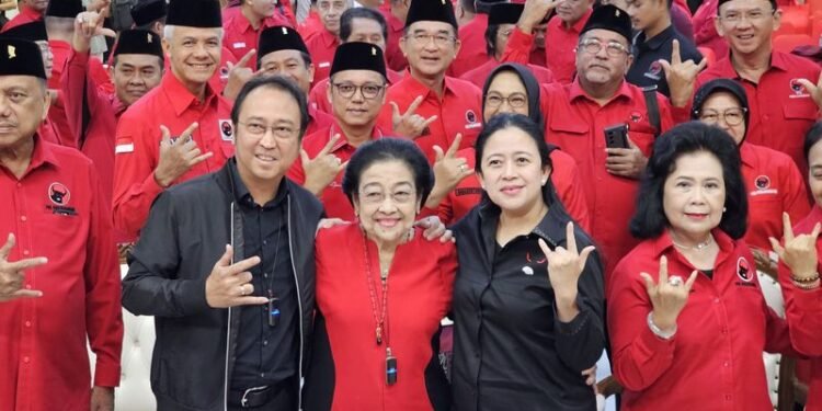 Tampil Harmonis, Trio Keluarga Soekarno Hadir di Bimtek PDIP