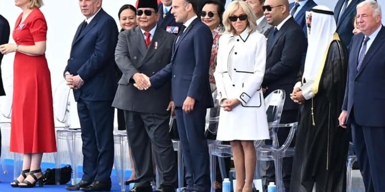Hari Bastille, Prabowo Disambut Macron: “Terima Kasih, Sahabat”