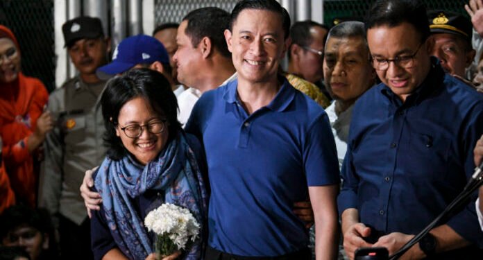 Tom Lembong Bebas! “Saya Kembali Hirup Udara Bebas”