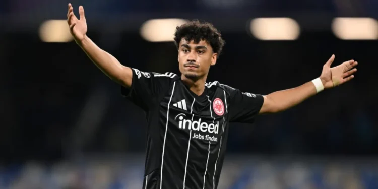 Transfer Nathaniel Brown Terancam Batal, MU Siaga Menyerobot