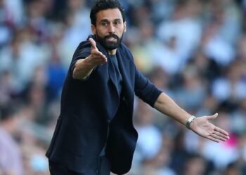 Komentar soal Wasit dan MU Bikin Arbeloa Terancam Sanksi