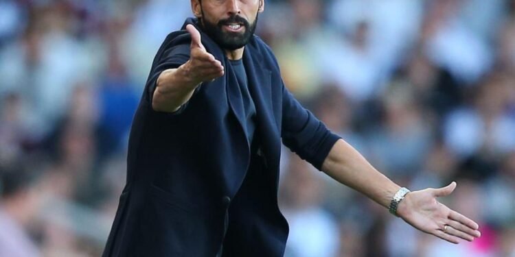 Komentar soal Wasit dan MU Bikin Arbeloa Terancam Sanksi
